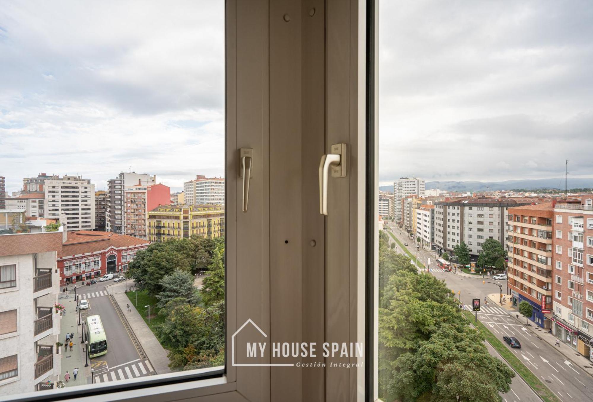 Myhousespain - Amplio Apartamento Con Vistas En Pleno Centro Gijon Exterior photo